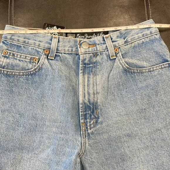 (20) 5ive Jungle & Co Women's Jean Shorts - Picture 3 of 8